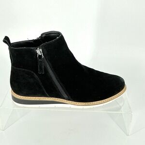Me Too Size 8 Ander Black Suede‎ Side Zip Ankle Boot Women's